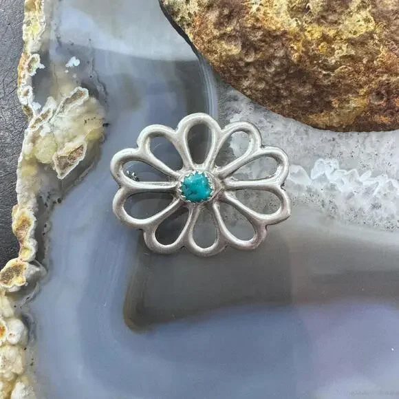 R. Wilson Navajo Vintage Sterling Silver Turquoise Sandcast Brooch For Women - Picture 2 of 10